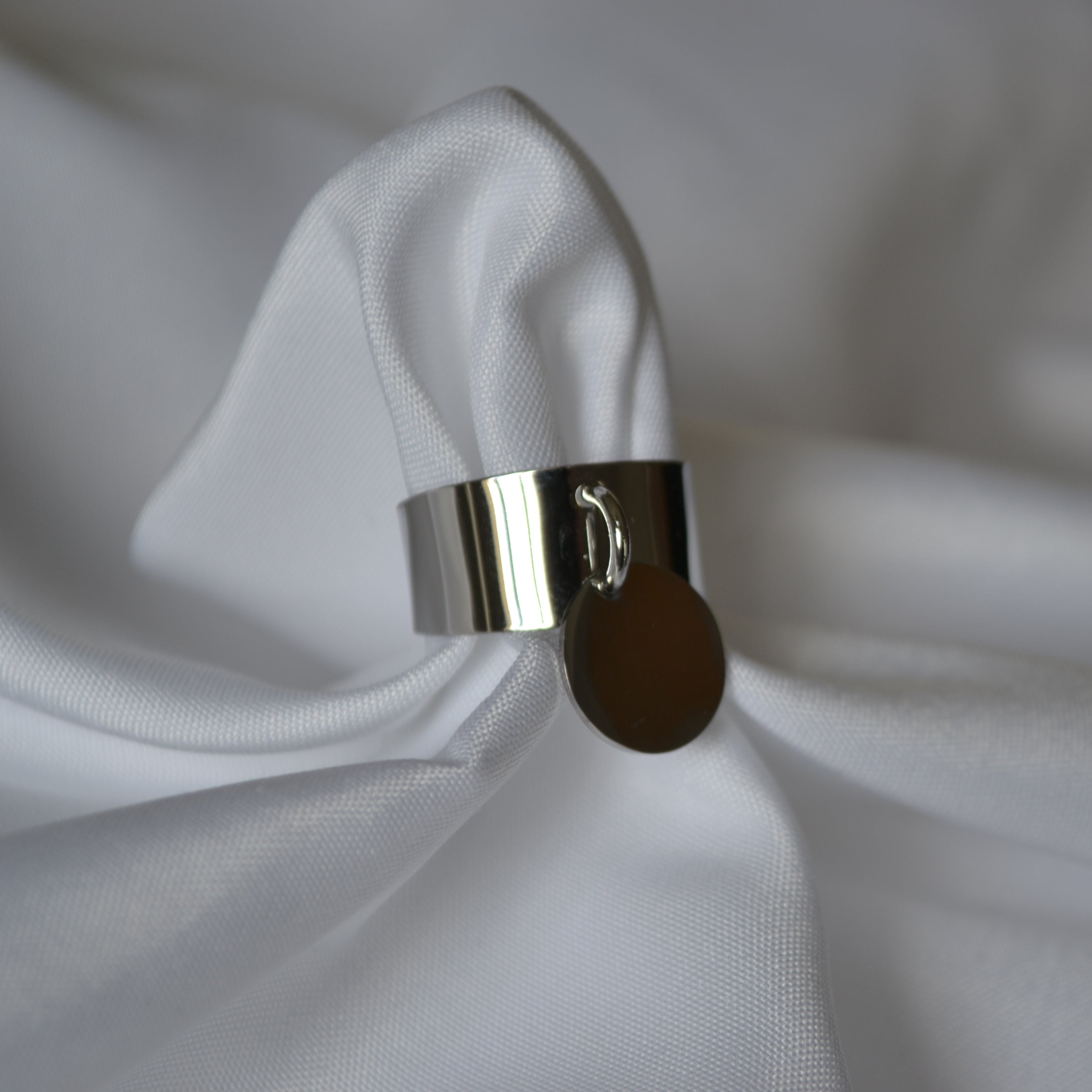 Bague avec médaillon — vue 2