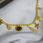 Collier à perle et pendentif — Blanc