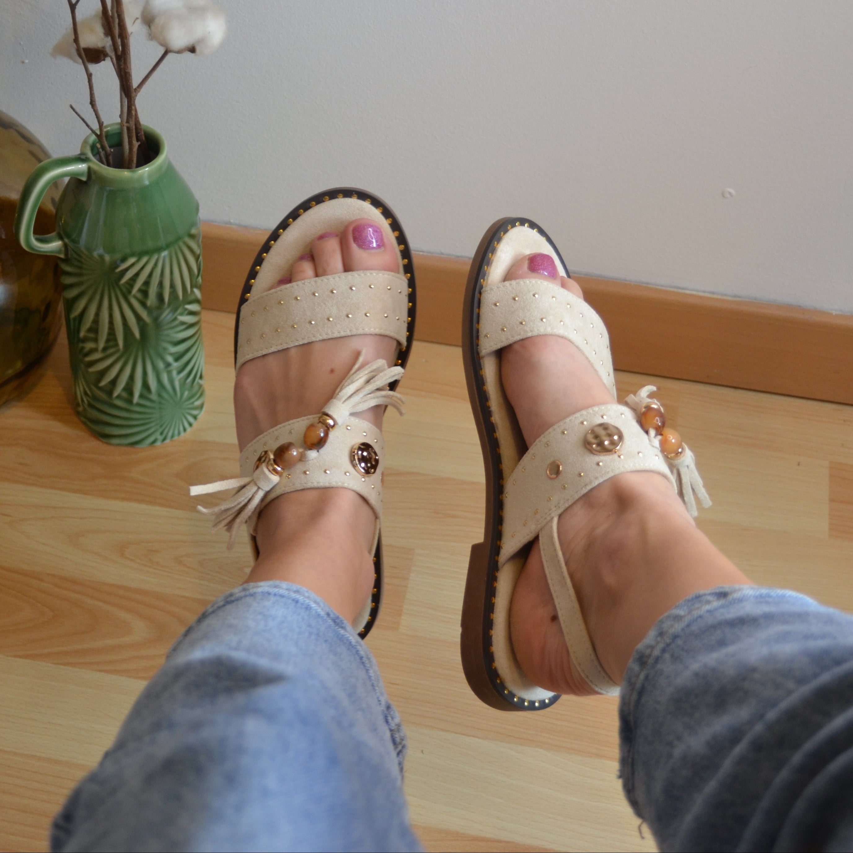 Sandales beige - Pompons