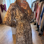 Robe Tania