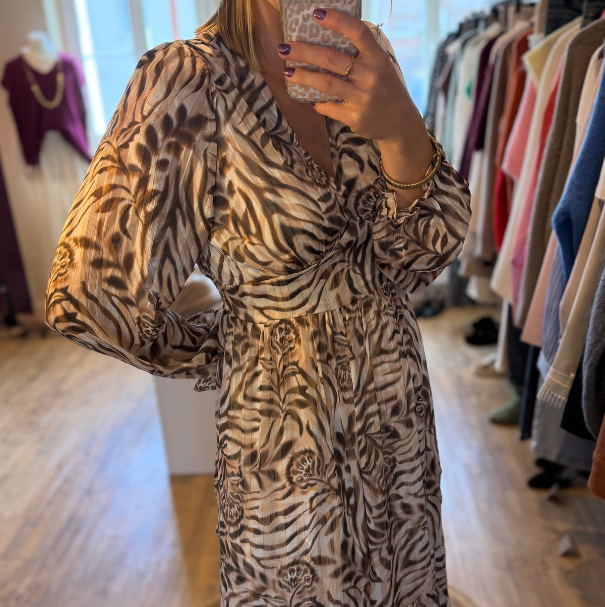 Robe Tania