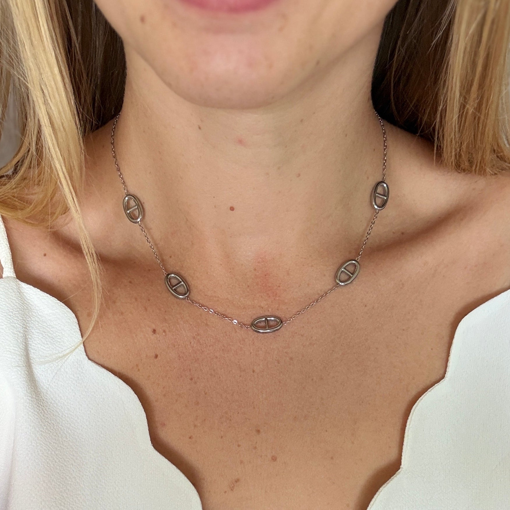 Collier Bondy